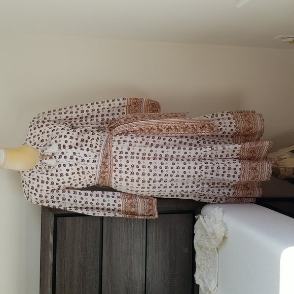 Cleobella Dress - Picture 3 of 11